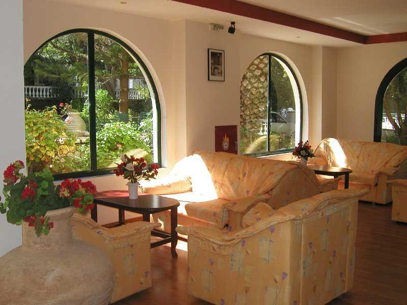 Liapades Beach Hotel Экстерьер фото